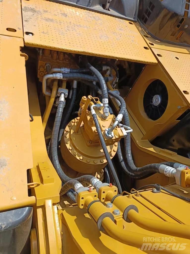 CAT 336 D2 Bandgrävare
