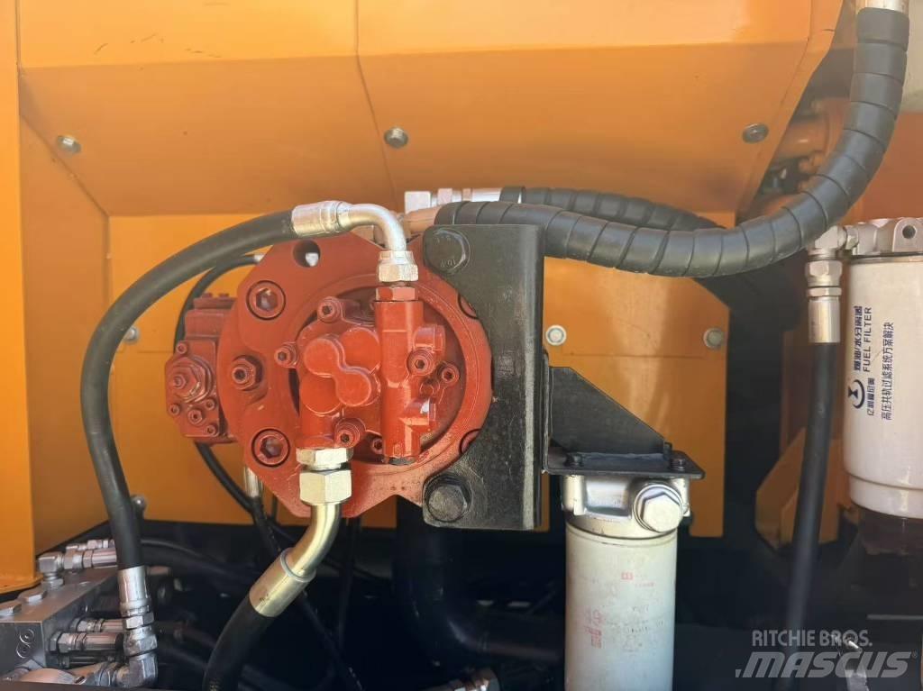 Hyundai R220LC-9S Bandgrävare