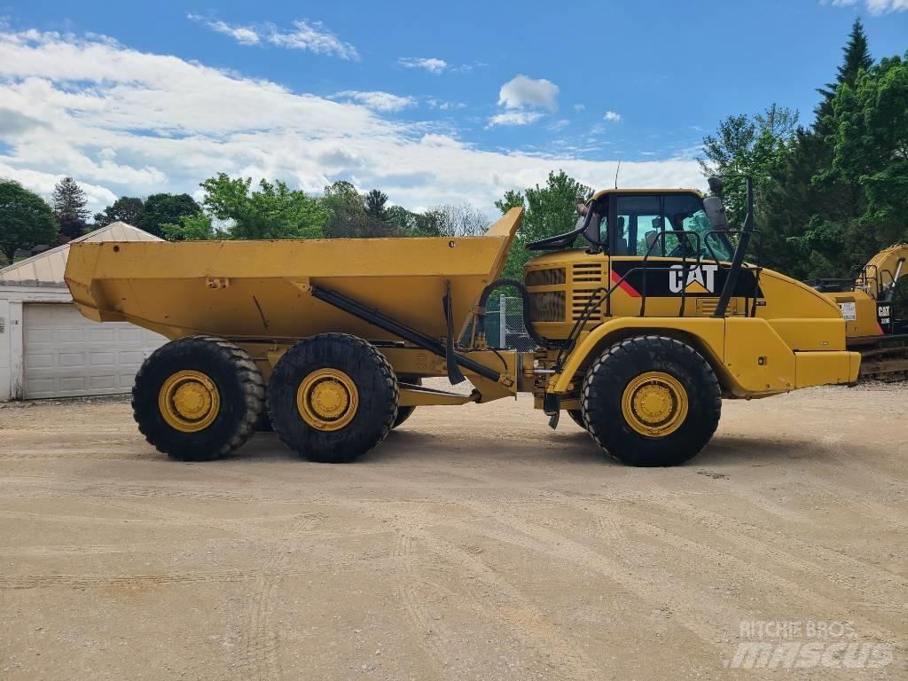 CAT 725 Midjestyrd dumper