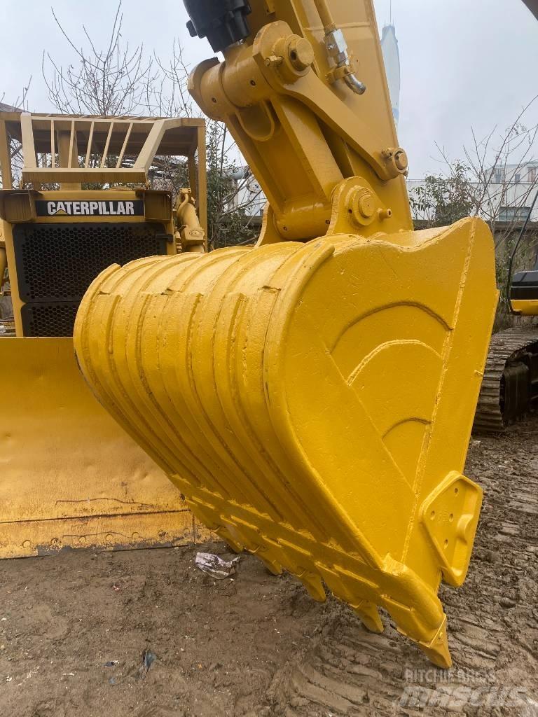 CAT 336 D Bandgrävare