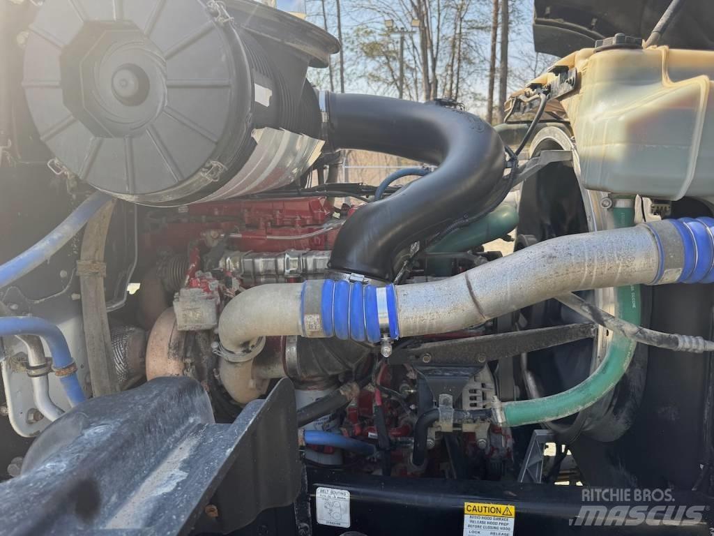 Mack GU433 Tippbilar