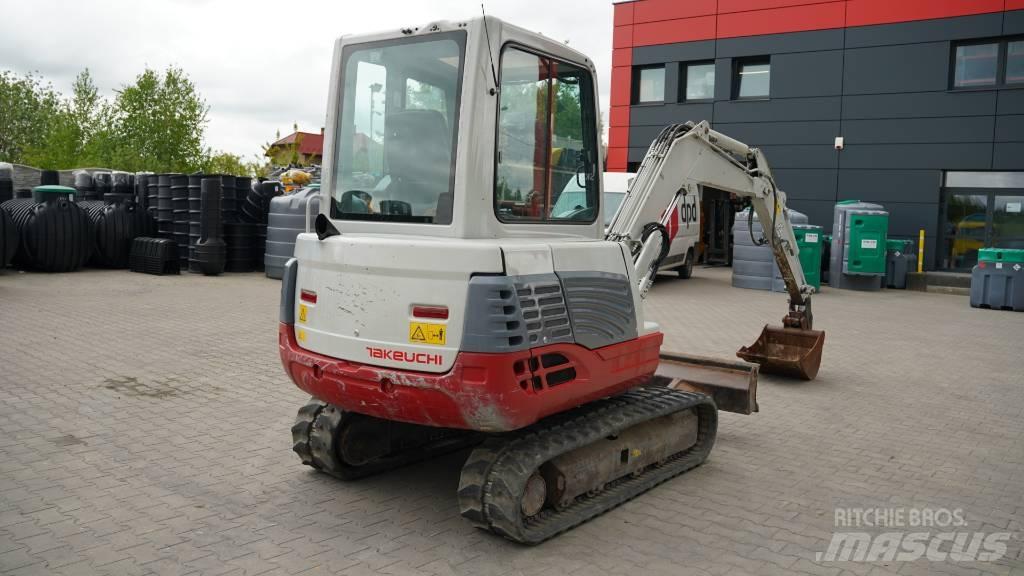 Takeuchi TB 235 Minigrävare < 7t