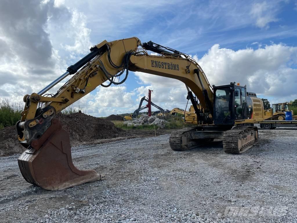 CAT 336 FLXE Bandgrävare