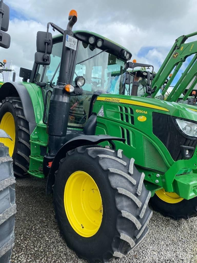 John Deere 6120 M Traktorer