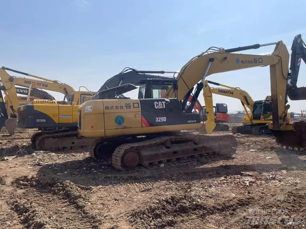 CAT 329 D Bandgrävare