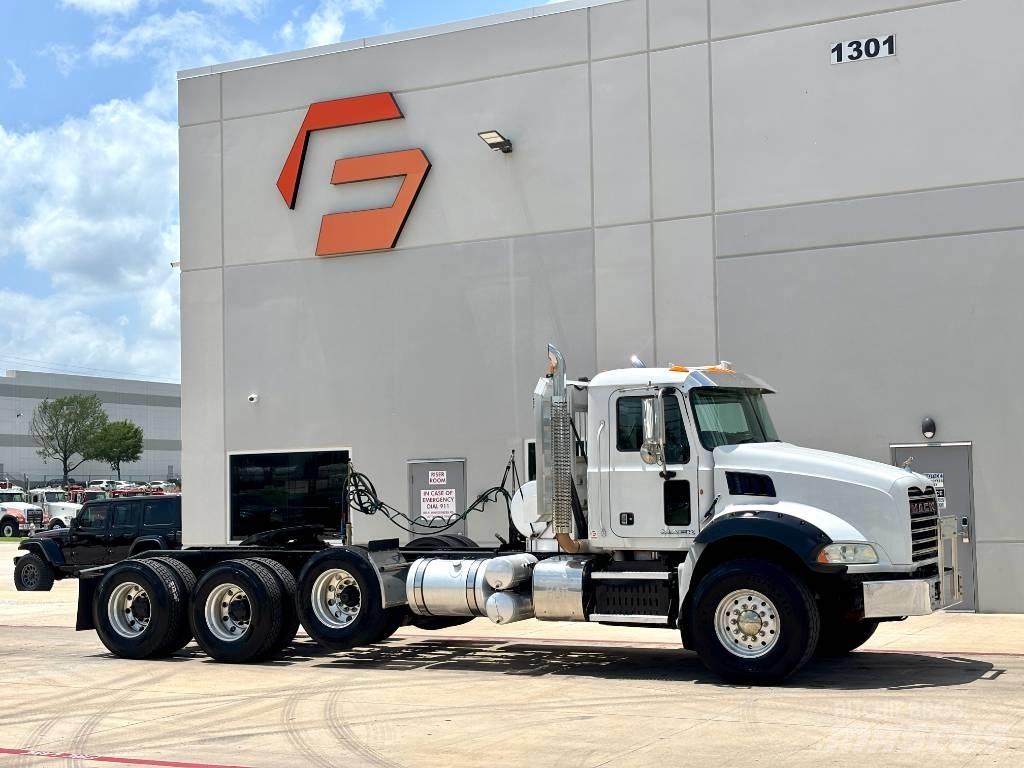 Mack Granite GU 813 Dragbilar