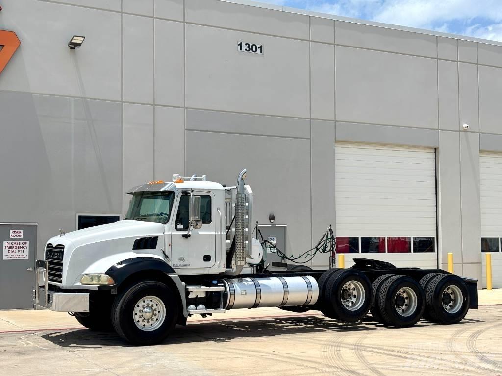 Mack Granite GU 813 Dragbilar