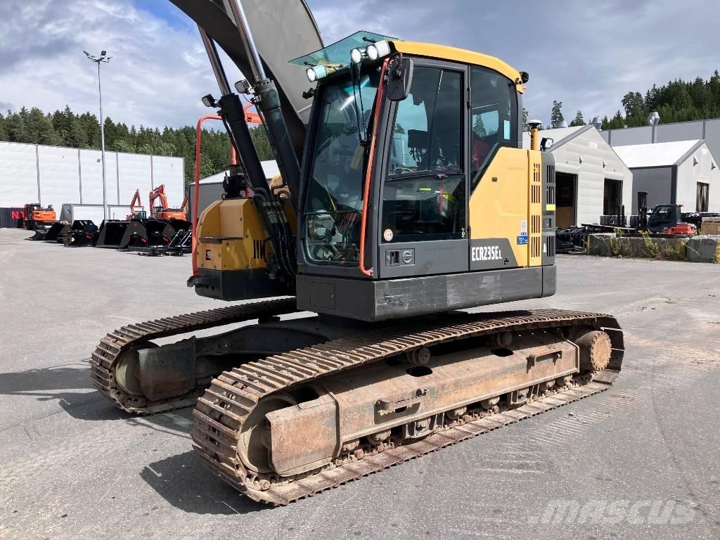 Volvo ECR 235 E Bandgrävare
