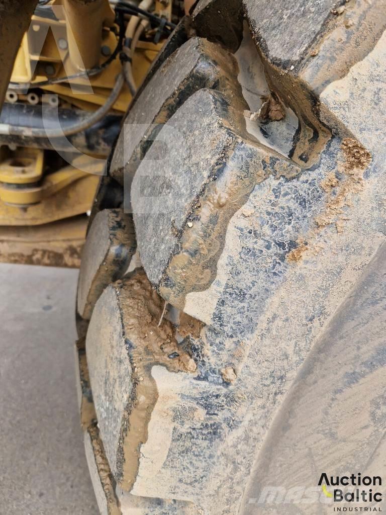CAT 735C Midjestyrd dumper