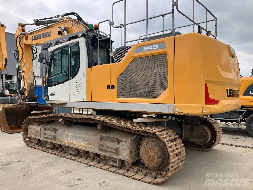 Liebherr R 945 Bandgrävare