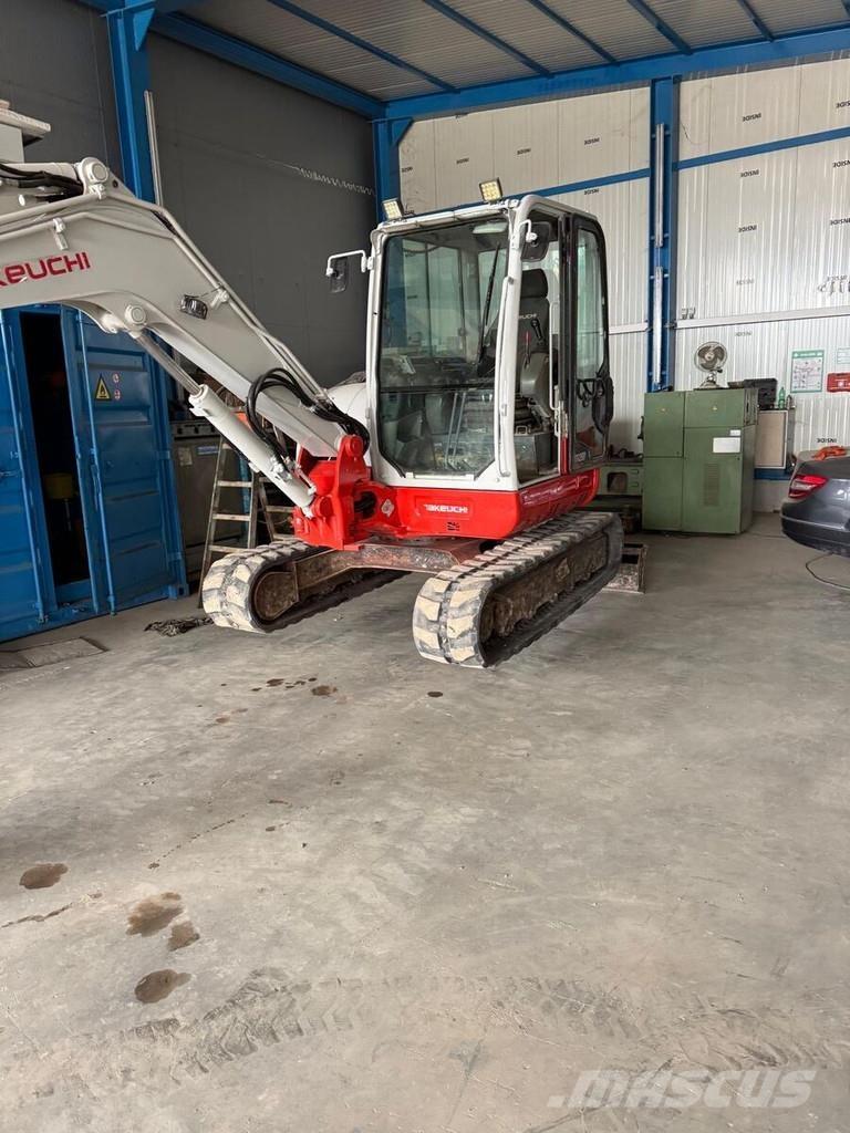 Takeuchi TB260 Minigrävare < 7t