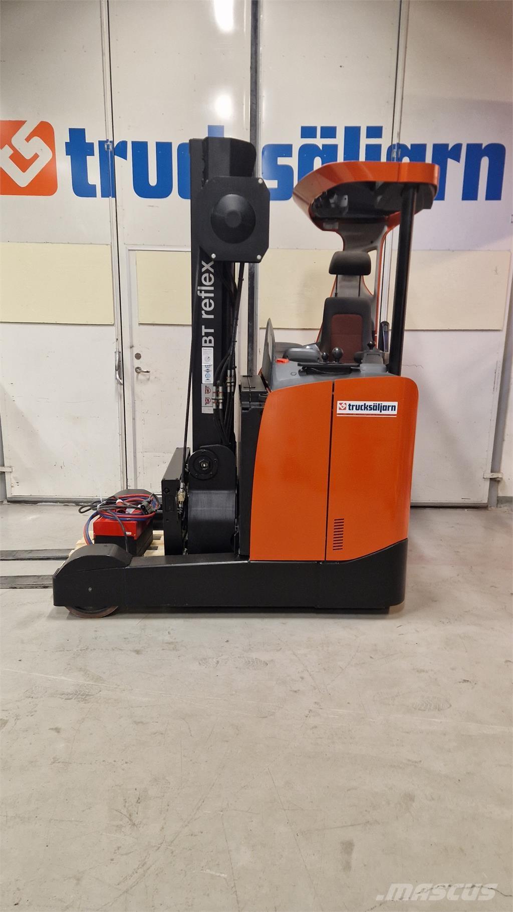 BT RRE200E Skjutstativtruck