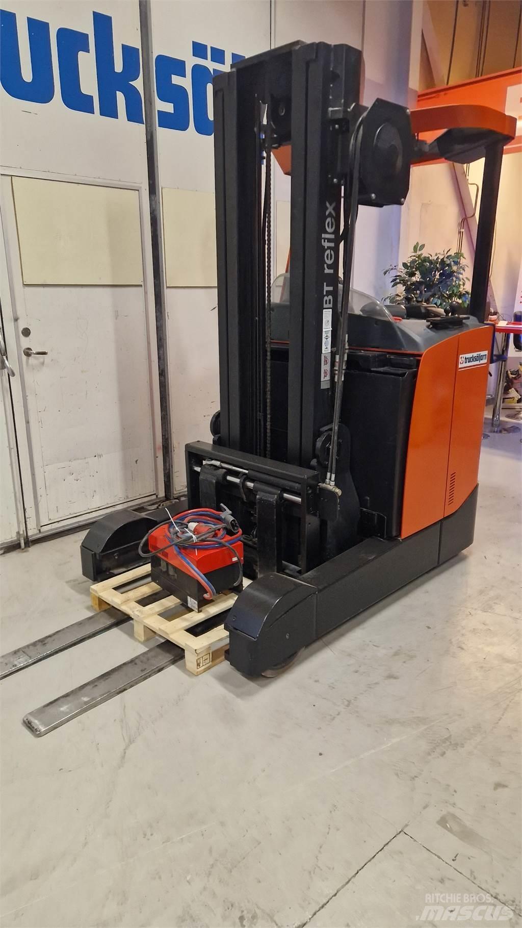 BT RRE200E Skjutstativtruck
