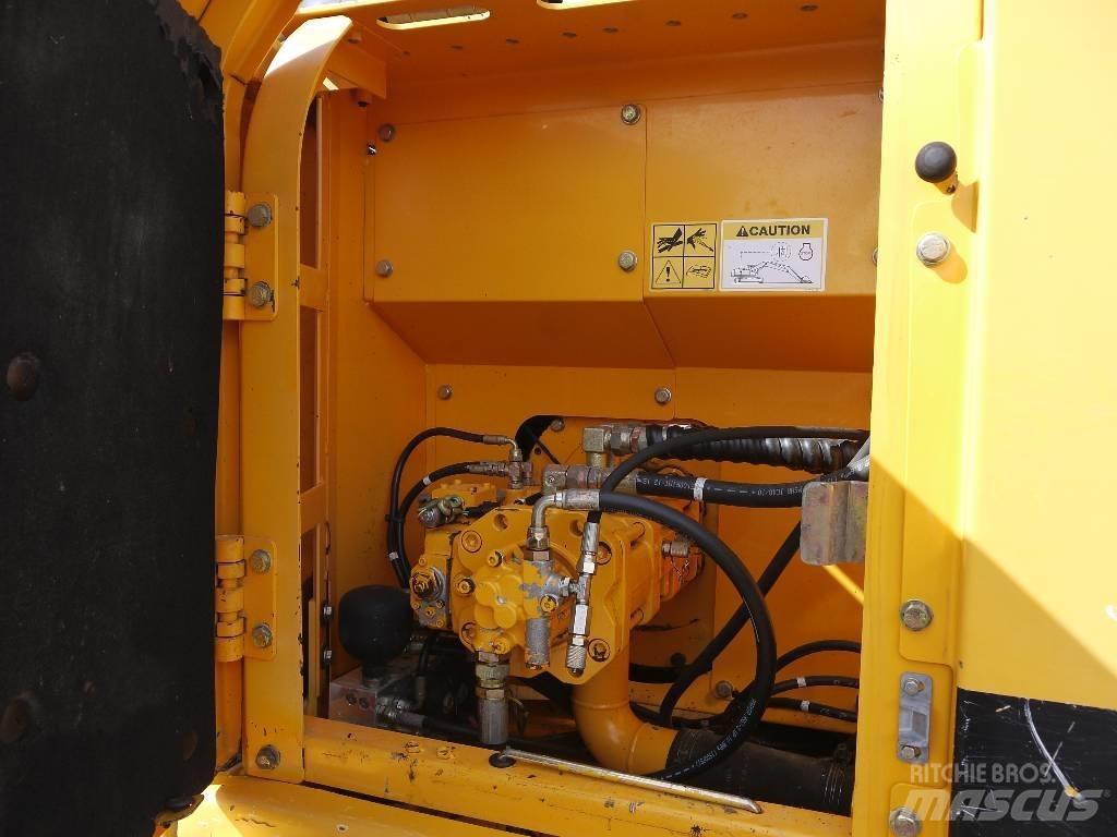Hyundai R 140 LC-7 Bandgrävare