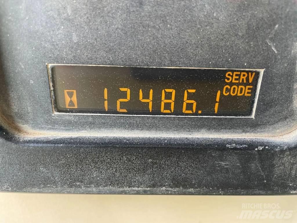 CAT 14H Väghyvlar