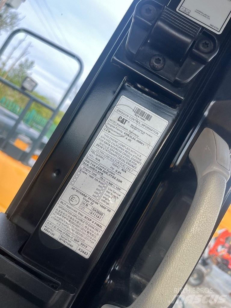 CAT 320 Bandgrävare