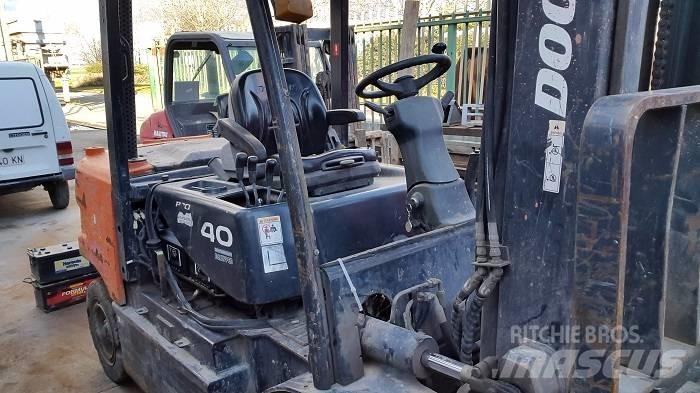 Doosan D40 SC-5 Dieselmotviktstruckar