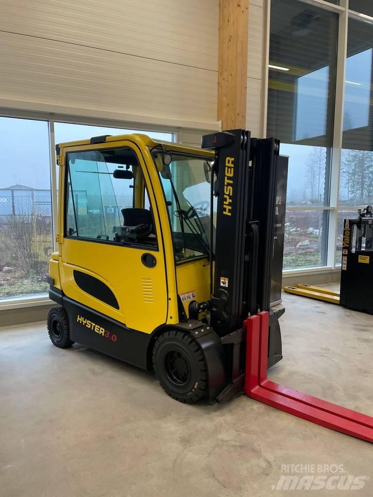 Hyster J 3.0 XN Elmotviktstruckar
