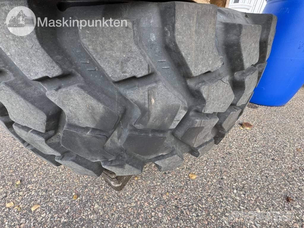 Trelleborg EMR1030 Däck, hjul och fälgar