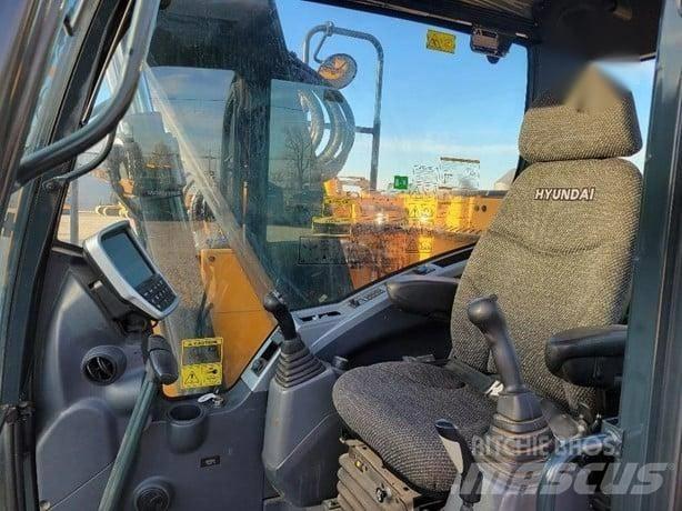 Hyundai HX130 Bandgrävare
