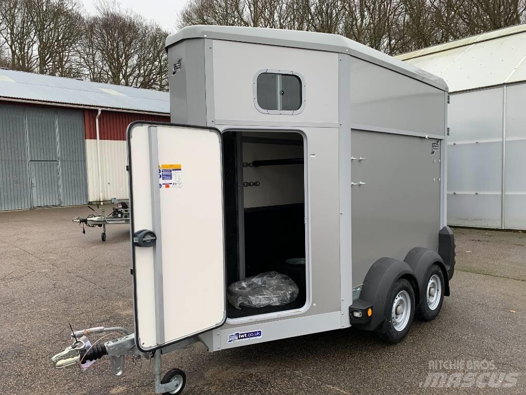 Ifor Williams HB403 Djurtransportsläp