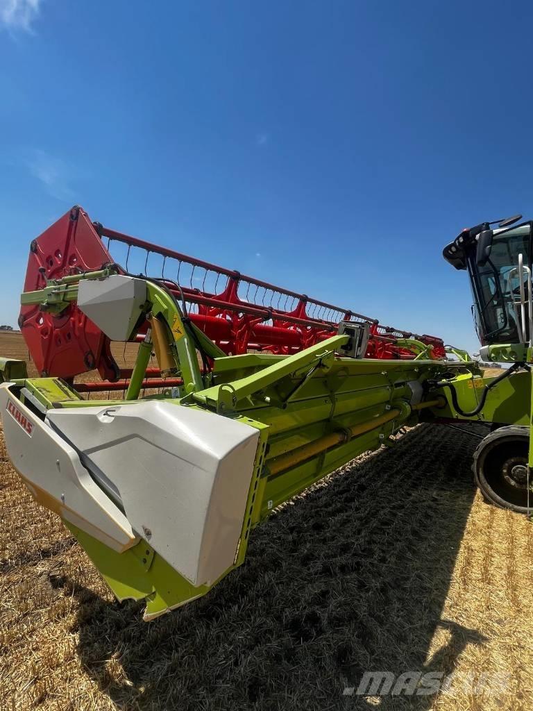CLAAS Lexion 770 TT Skördetröskor
