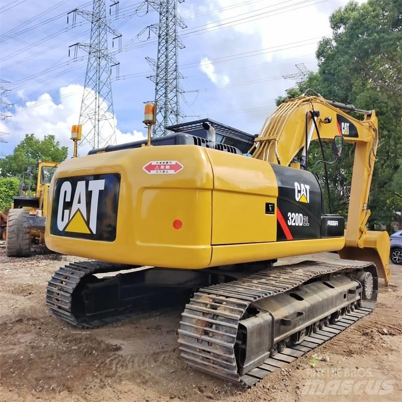 CAT 320 D L Bandgrävare