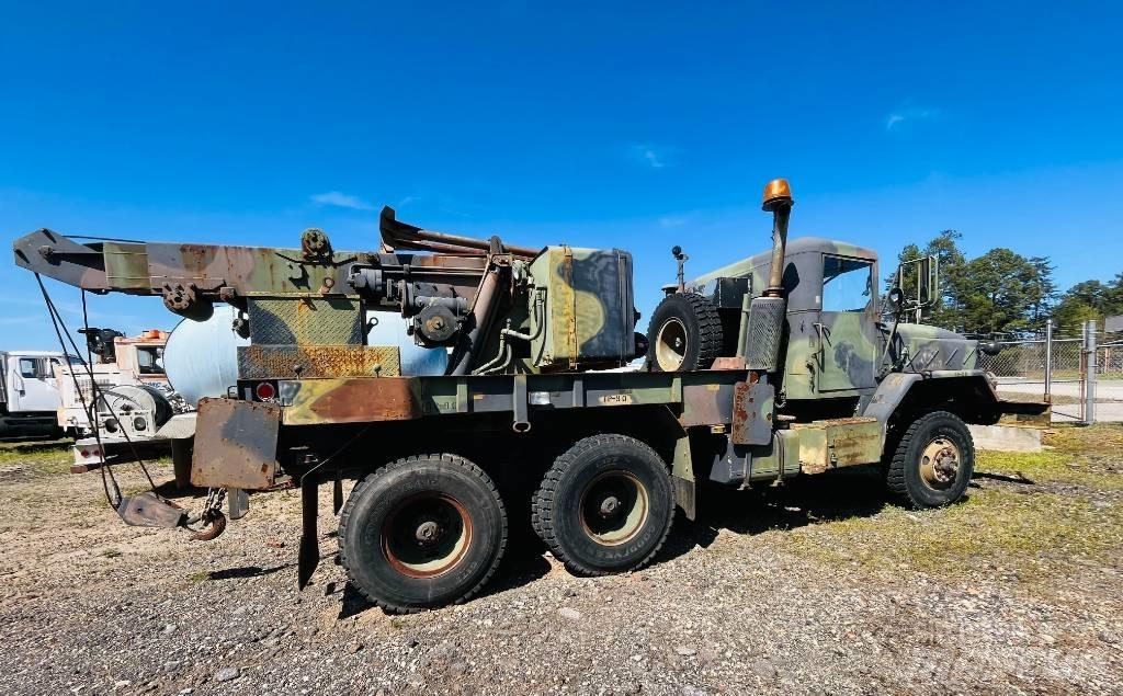 AM General M936 Bärgningsbilar