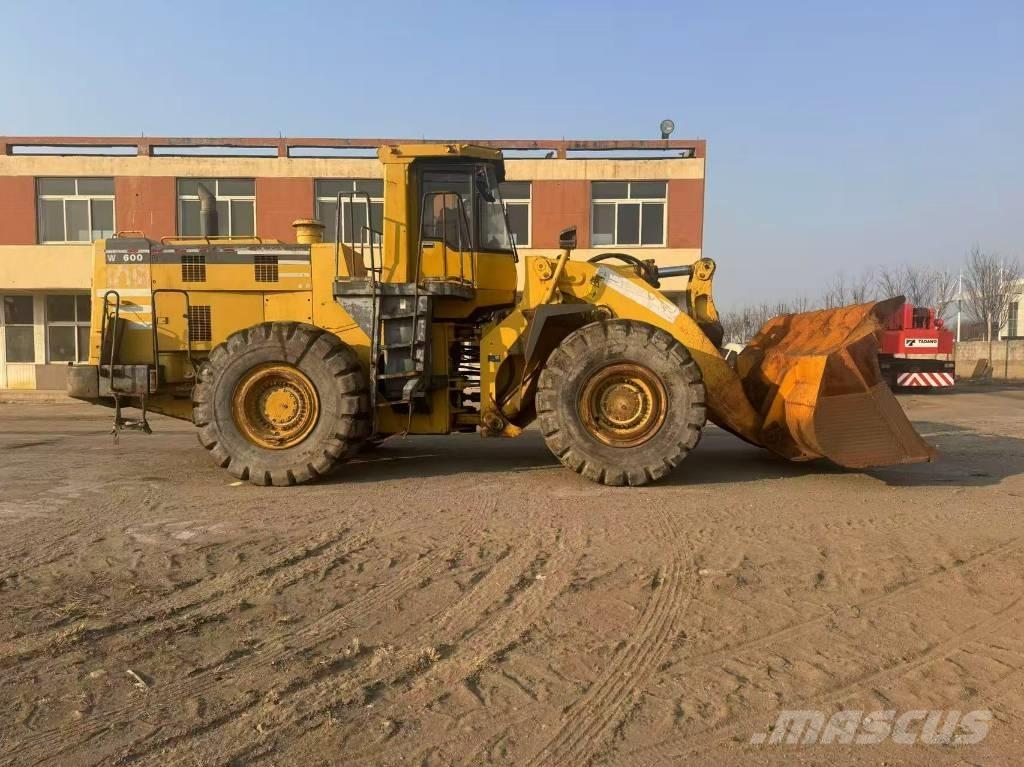 Komatsu WA 600-3 Hjullastare