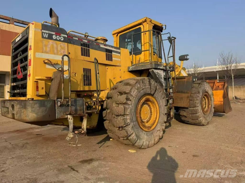 Komatsu WA 600-3 Hjullastare