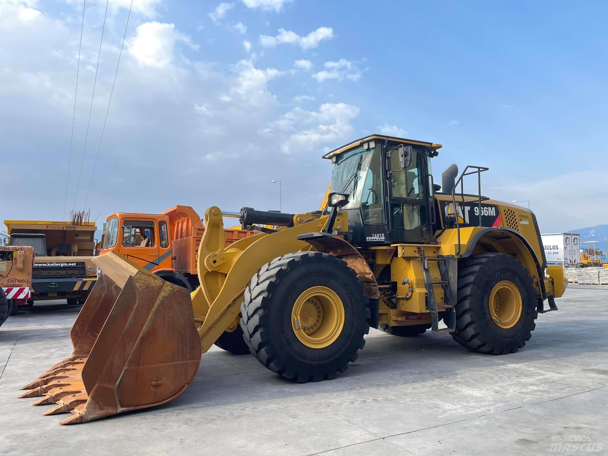 CAT 966M Hjullastare