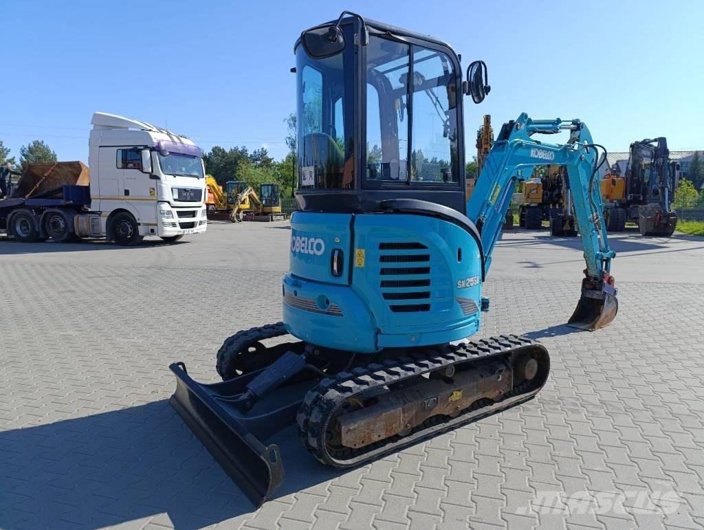 Kobelco SK25SR-6 Minigrävare < 7t
