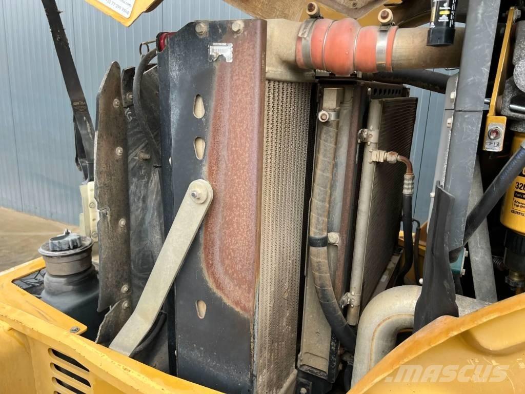 CAT CP76 Envalsvältar