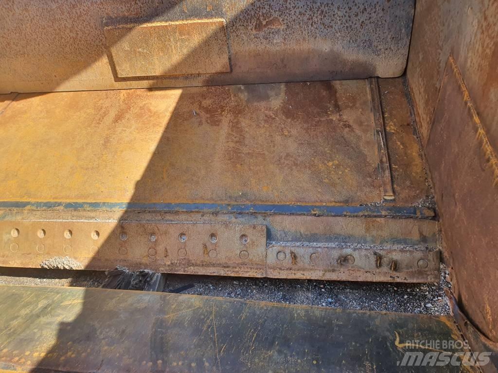 CAT 627 F Schaktvagnar