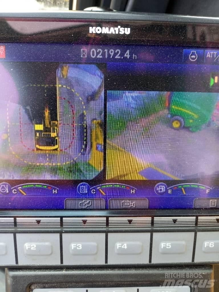 Komatsu PC 240 LC Bandgrävare
