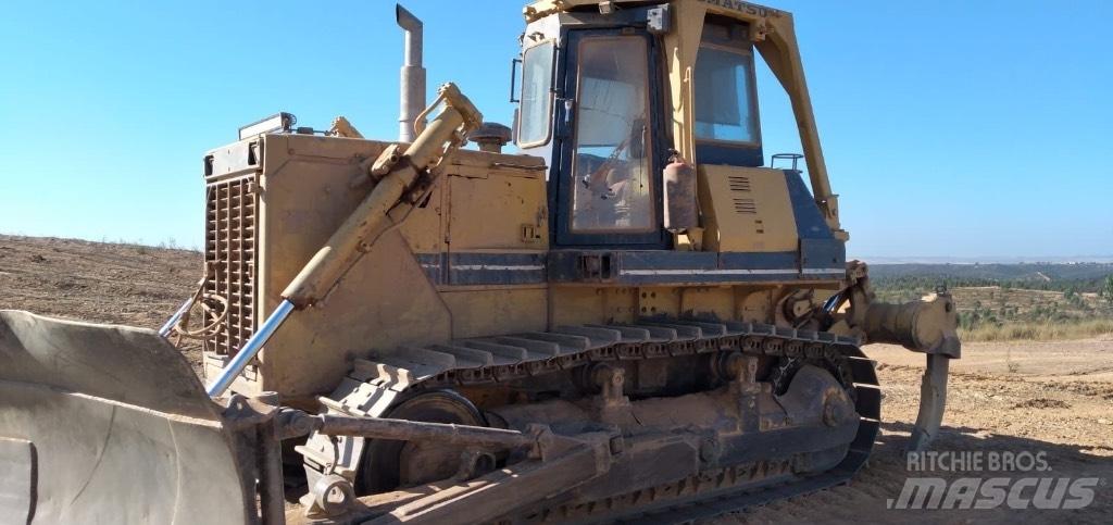 Komatsu D 85 E-21 Bandschaktare