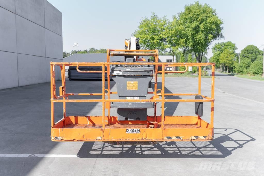 JLG 1500 SJ Teleskop bomliftar