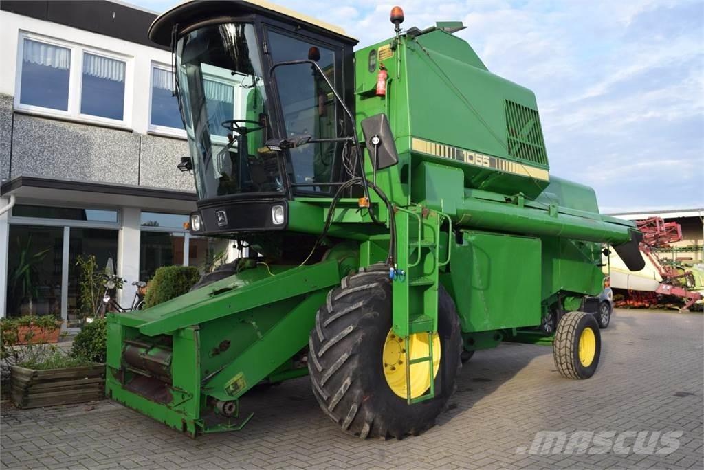 John Deere 1065 Skördetröskor