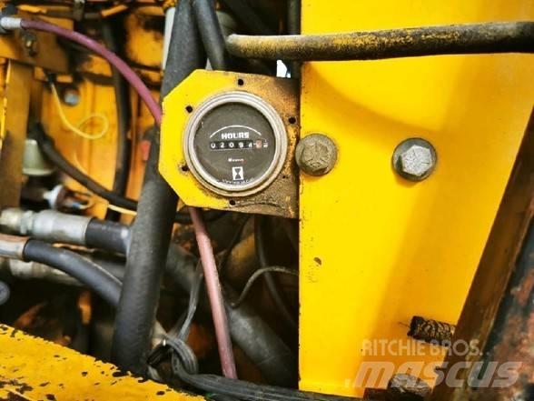 Load Lifter 2214-3 Terrängtruck
