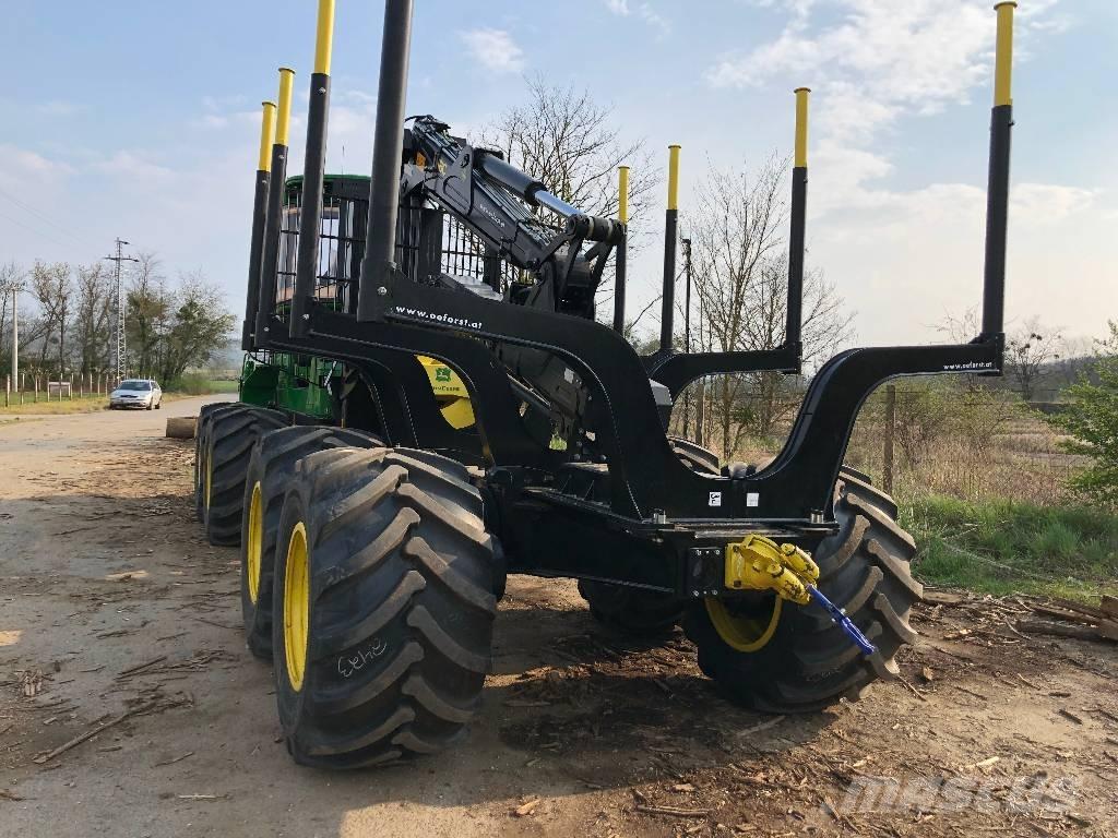 John Deere 1210 G Skotare