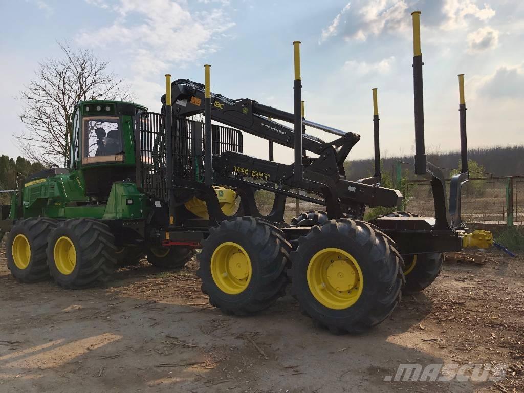 John Deere 1210 G Skotare