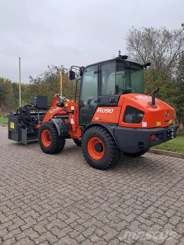 Kubota R 090 Hjullastare