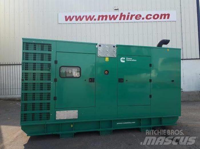 Cummins C330D5 Dieselgeneratorer