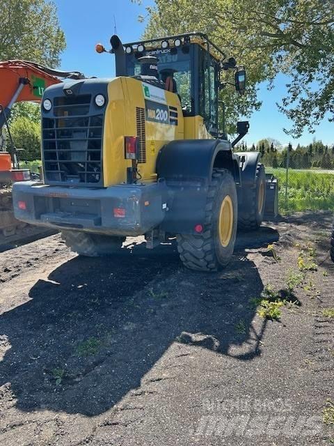 Komatsu WA200-8 Hjullastare