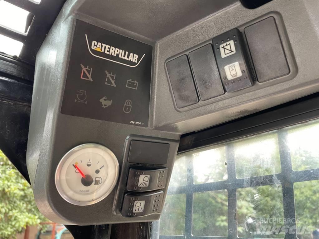 CAT 226B Kompaktlastare