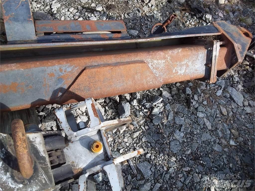 CAT 2200 Skördarkranar