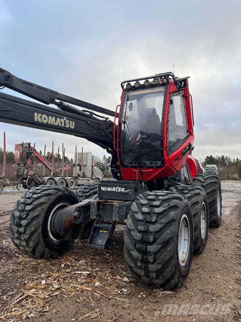 Komatsu 911 Skördare