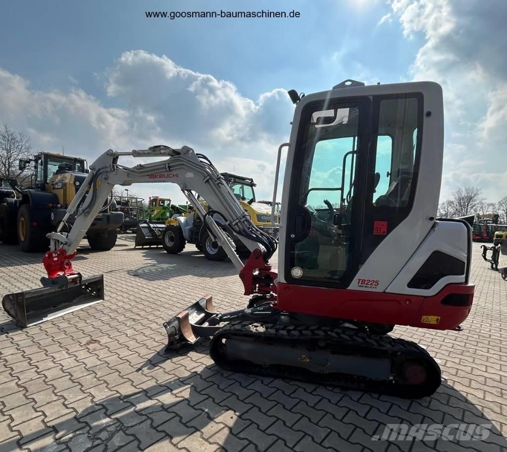 Takeuchi TB 225 Minigrävare < 7t