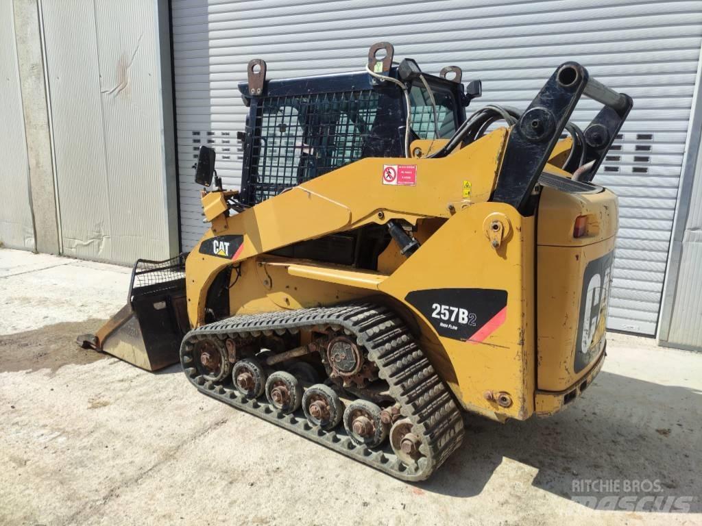 CAT 257 B 2 Bandlastare