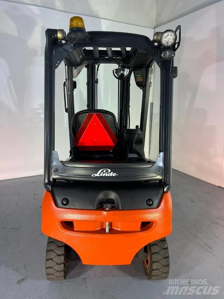 Linde E 16 P Elmotviktstruckar